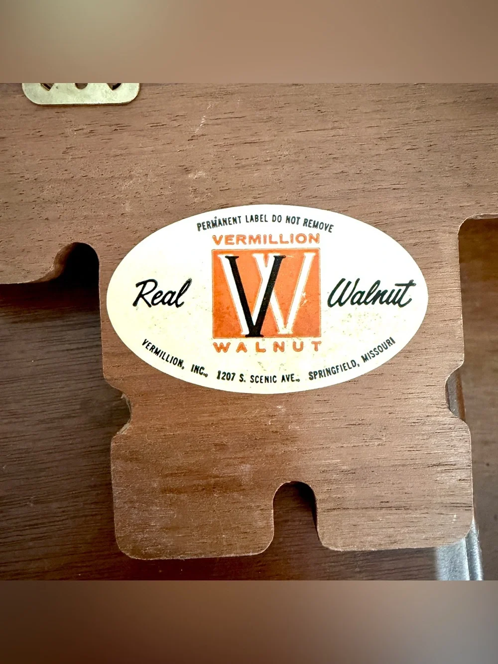 Vintage Real Walnut Vermillion Missouri Wooden Key Holder Wall Mount 6 Hook MCM